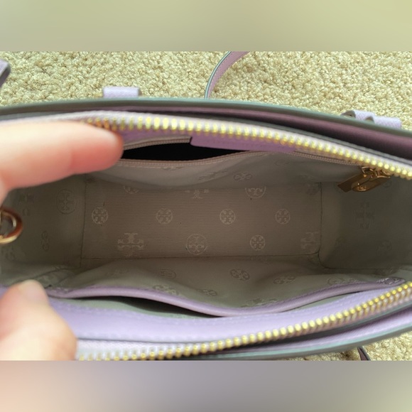 Tory Burch Emerson Mini Top Zip Tote & Emerson Slim Card Case Set - Picture 6 of 11